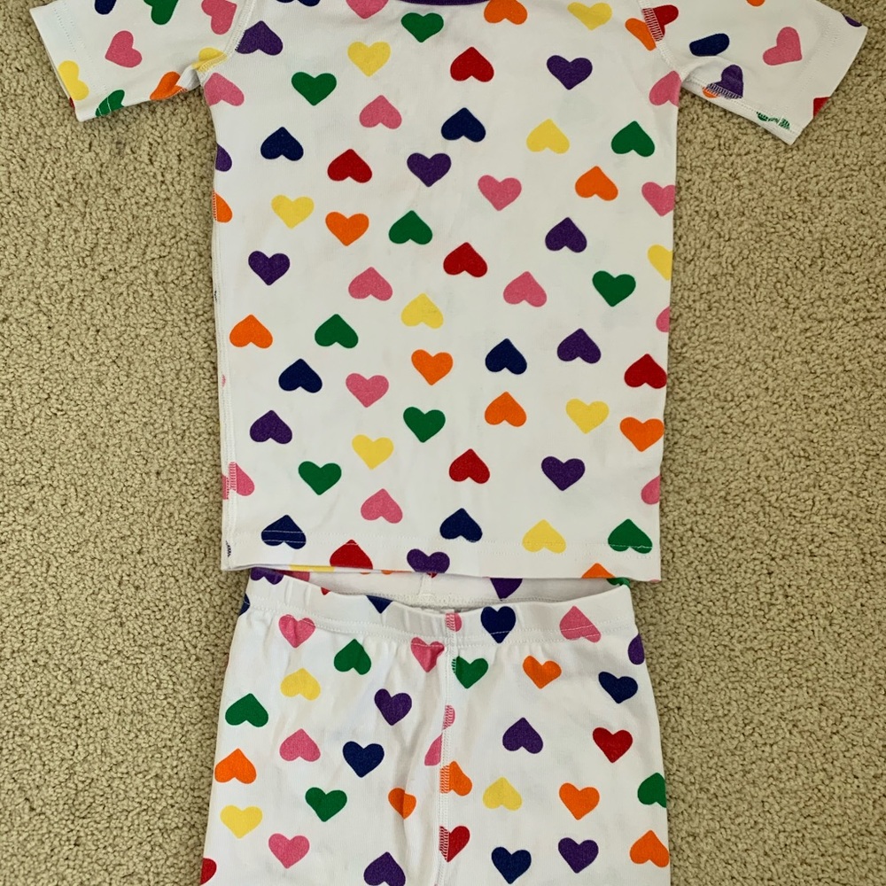 Hanna Andersson girls heart pajamas 5T
